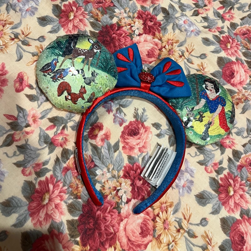 Snow White Sequin 100 Decades Disney Minnie Ears